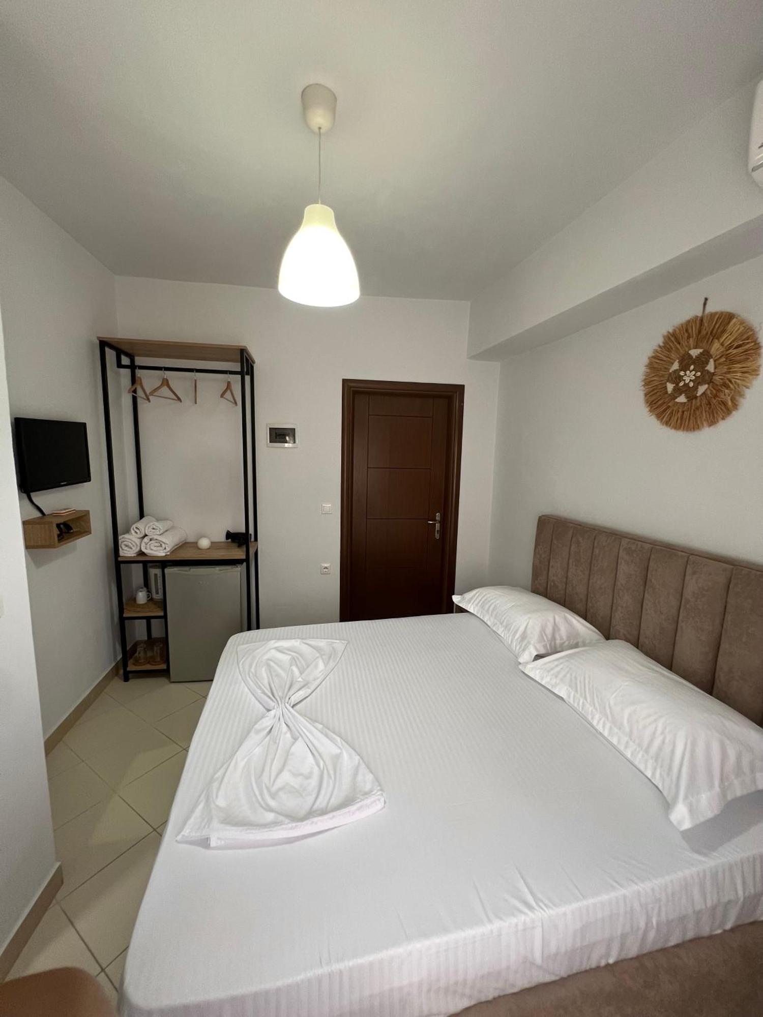 Helios Rooms Саранда Екстер'єр фото