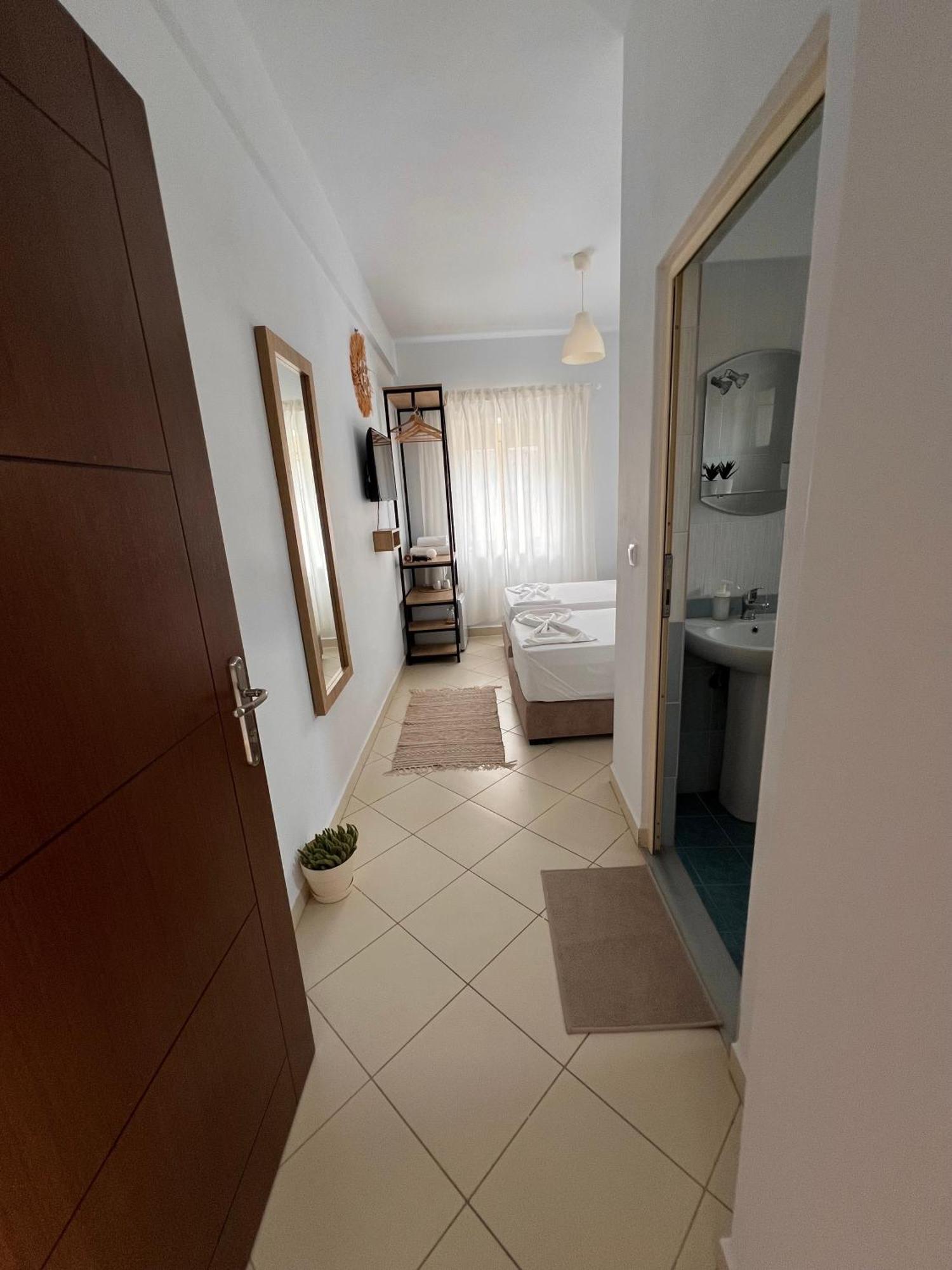 Helios Rooms Саранда Екстер'єр фото
